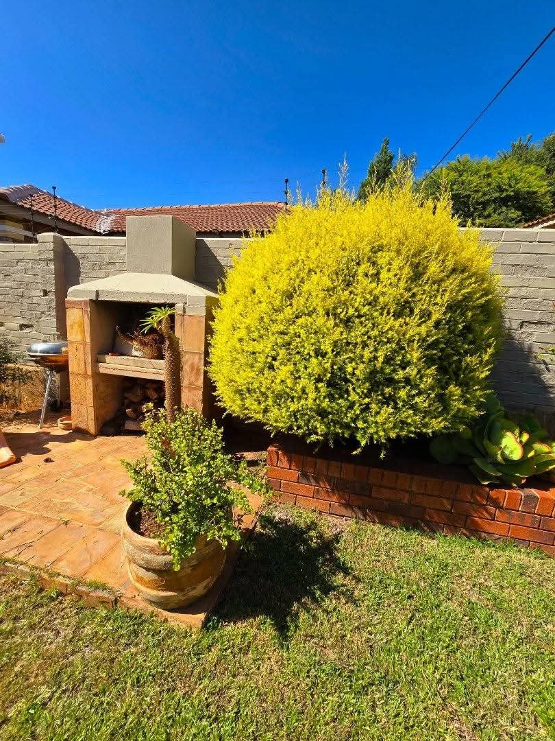 4 Bedroom Property for Sale in Doringkruin North West